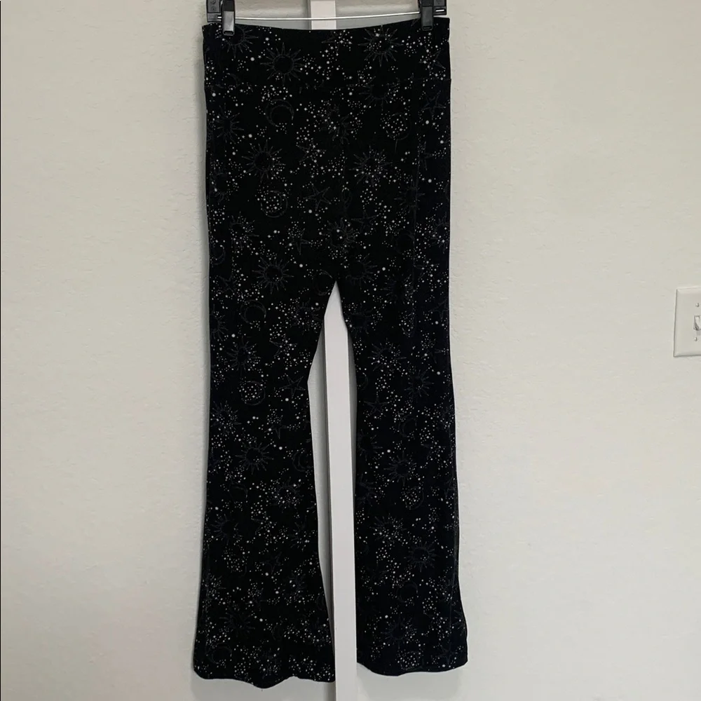 No Boundaries Boho Celestial Moon Star Print Flare Leggings Size Large